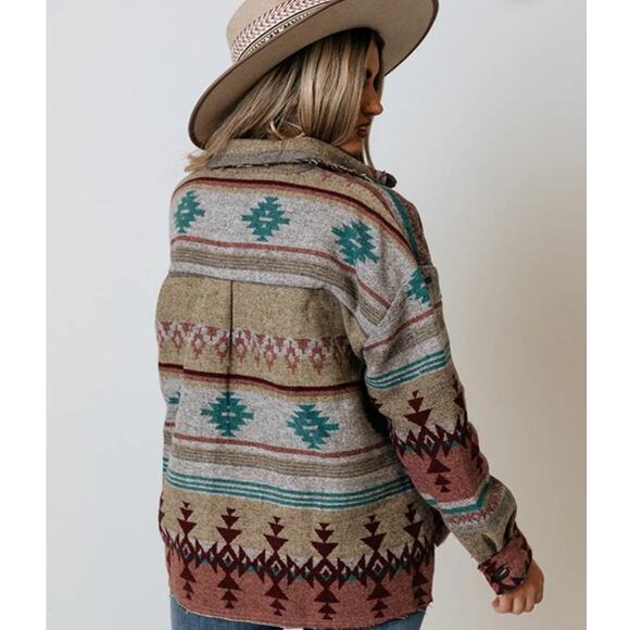 La Miel Southwest Aztec Print Button Front Shacket Size S - Picture 2 of 14